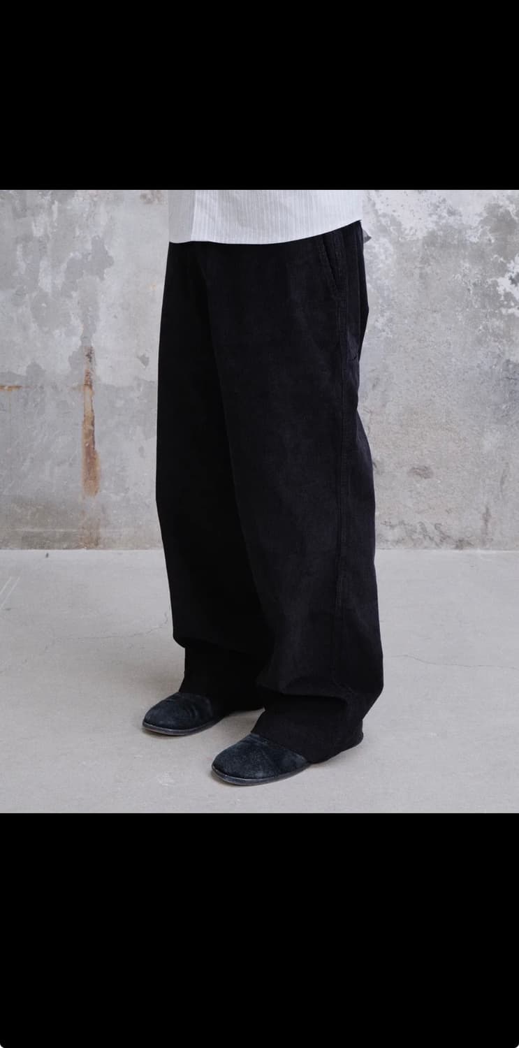 다이브인 코듀로이 팬츠 블랙 상품이미지1
