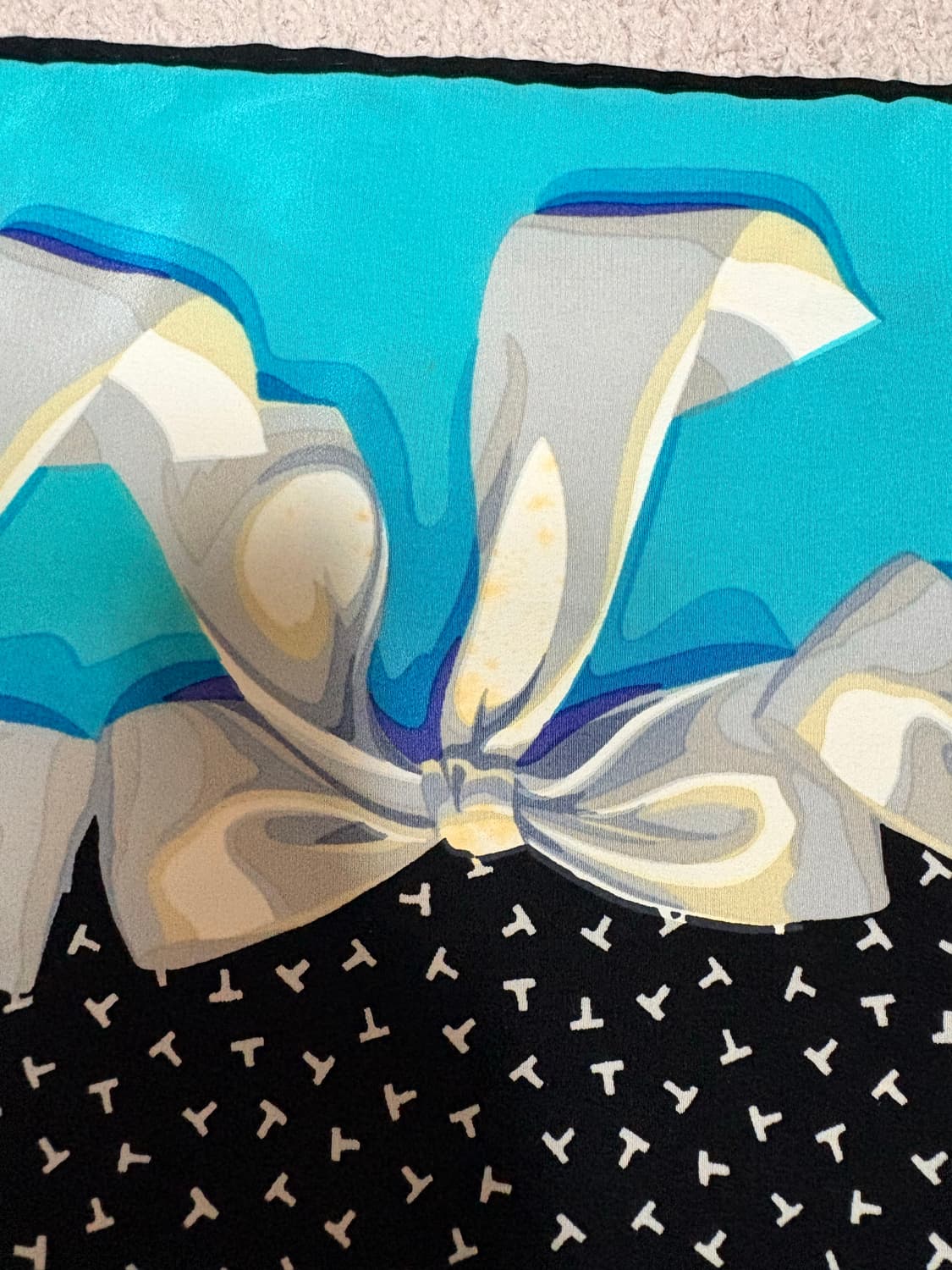 티파니앤코(Tiffany & Co.) 빈티지 실크 대판 스카프 상품이미지6