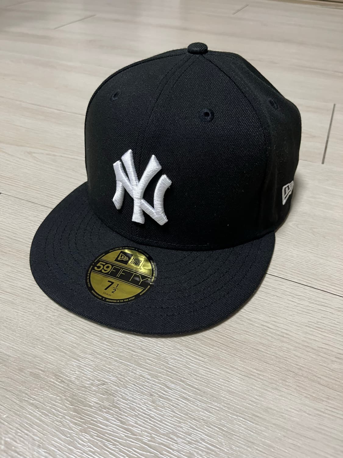 뉴에라 MLB 뉴욕 양키스 베이직 사이즈캡 블랙 상품이미지1