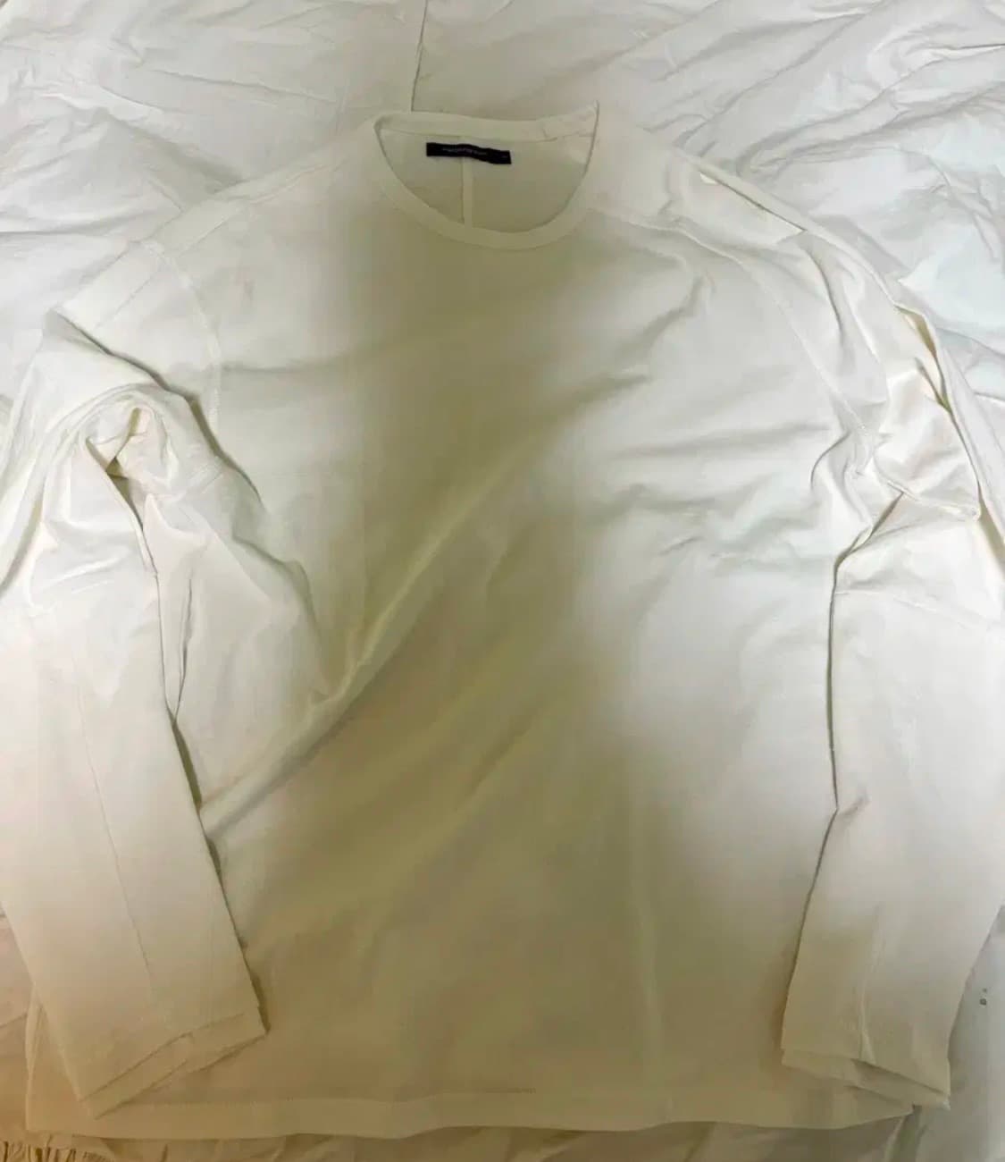 해칭룸 롱슬리브 상품이미지1