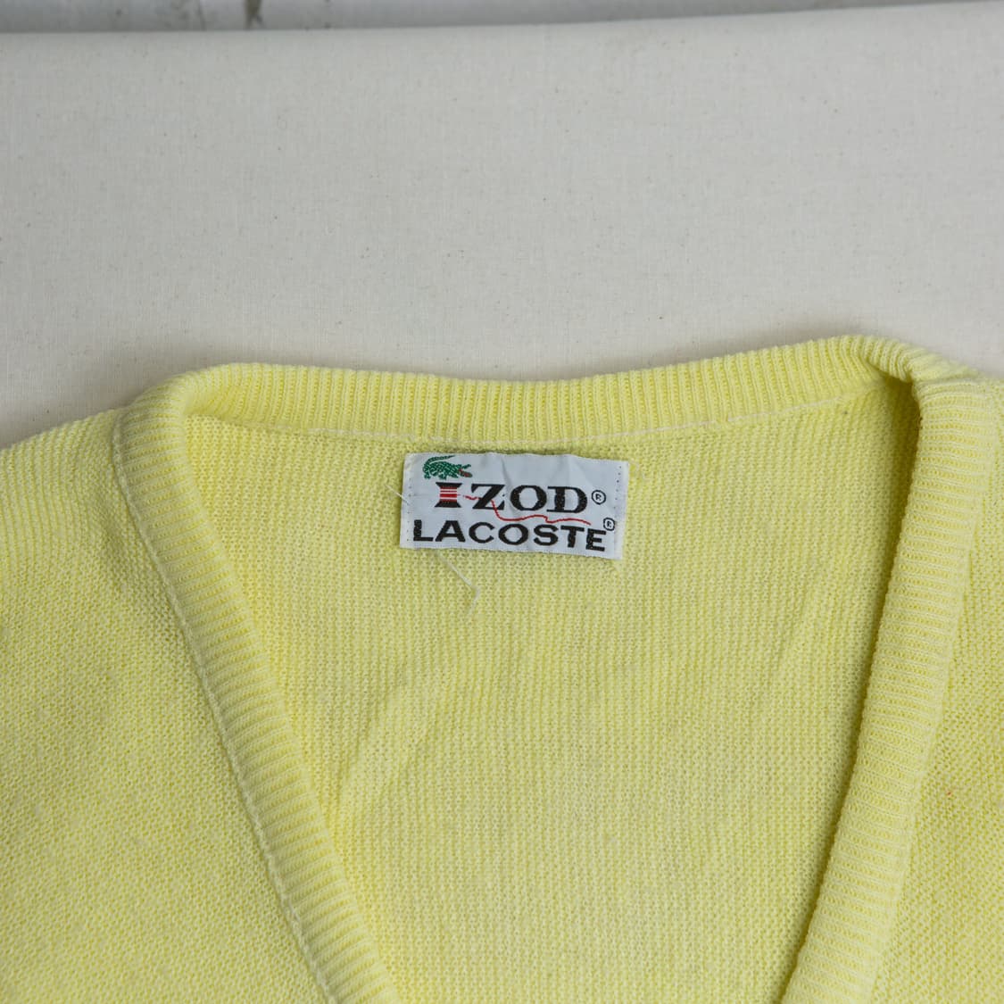 70s IZOD 라코스테 아크릴 V넥 니트 스웨터 상품이미지3