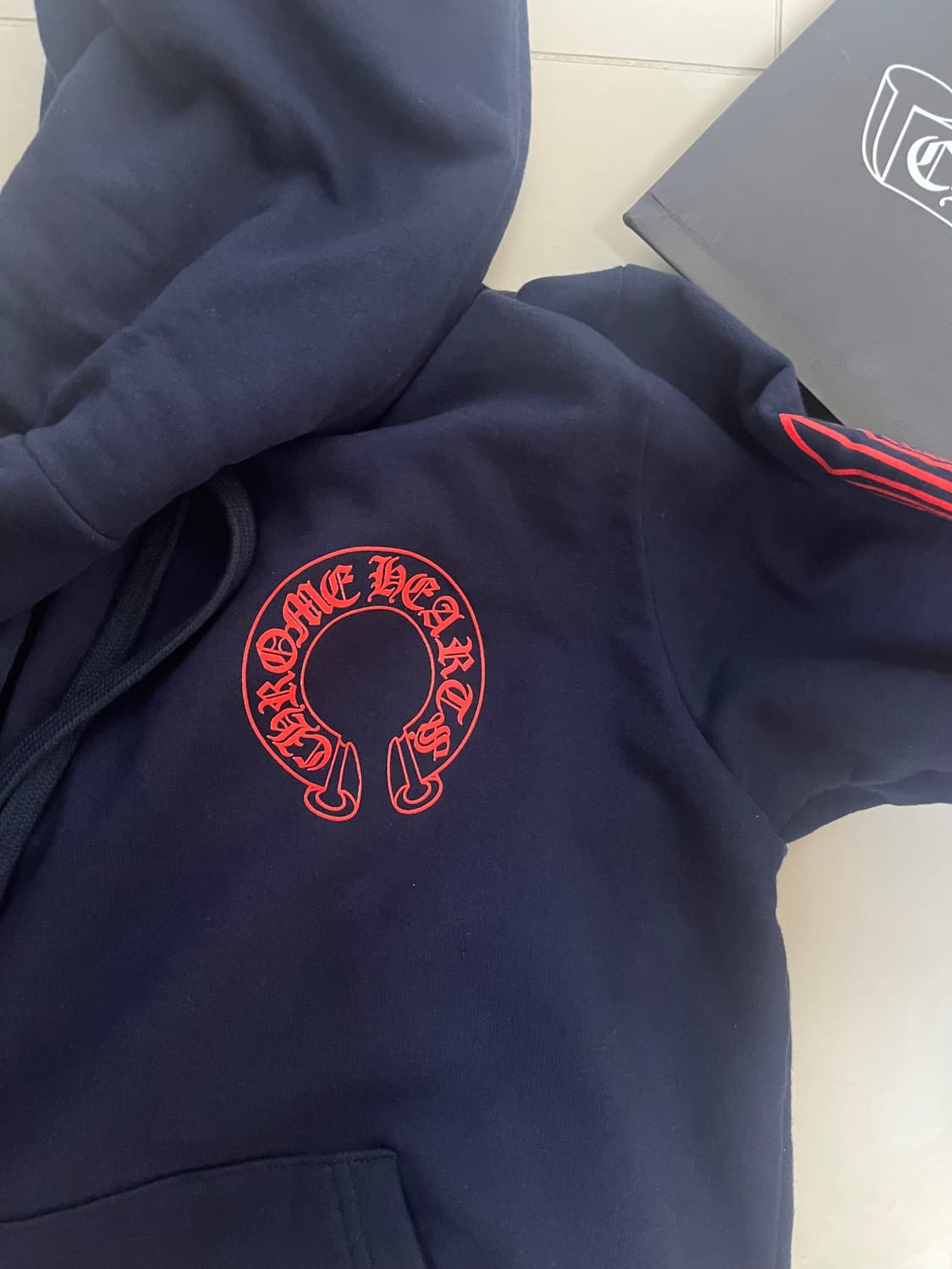 크롬하츠 홀스슈 플로랄 후드 네이비 상품이미지1