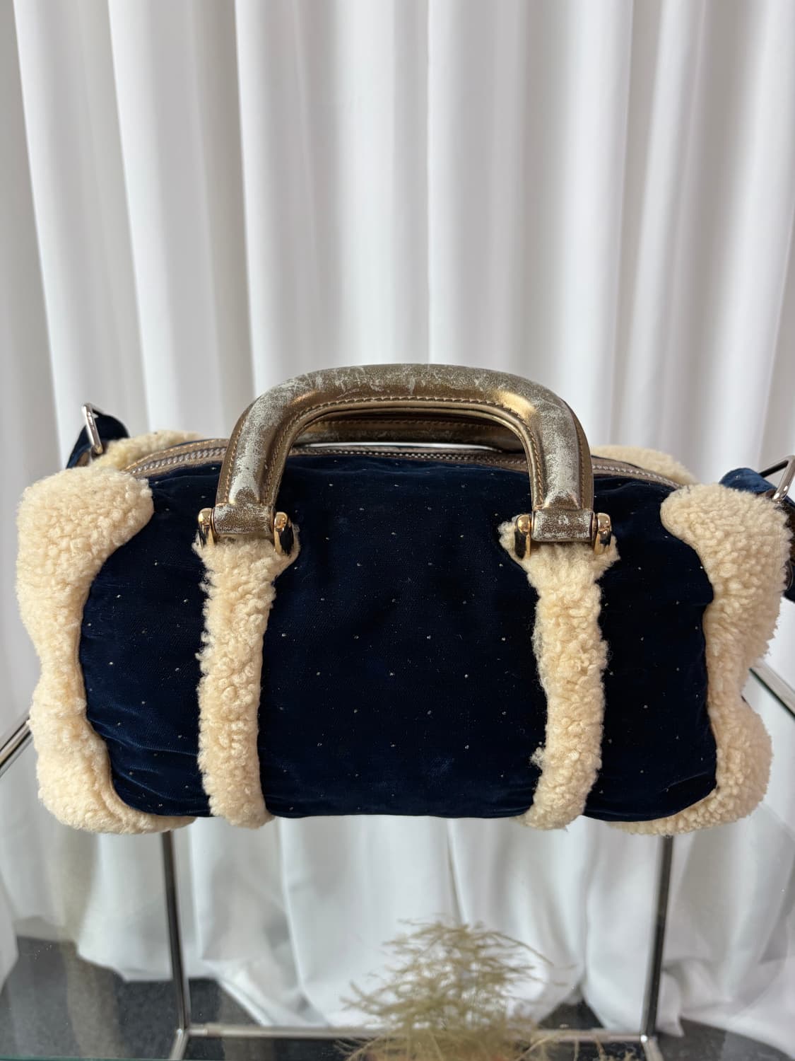 펜디 벨벳 & 셔링 숄더백 상품이미지4