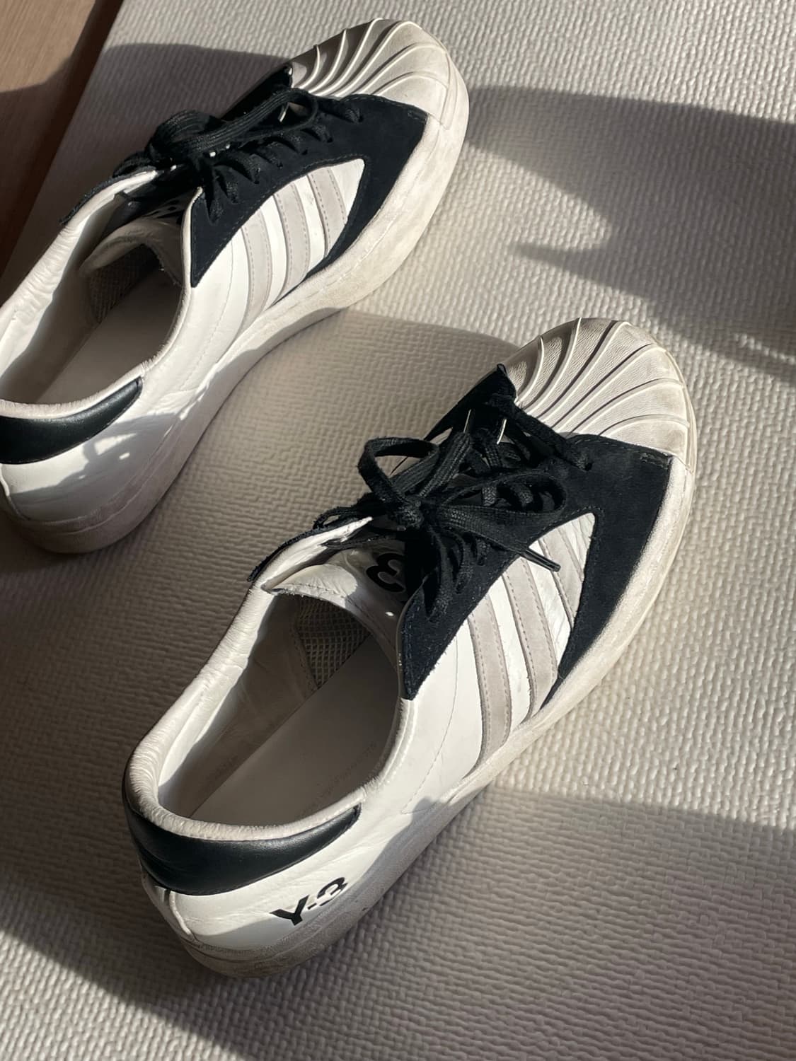 Y-3 요지스타 화이트 상품이미지2