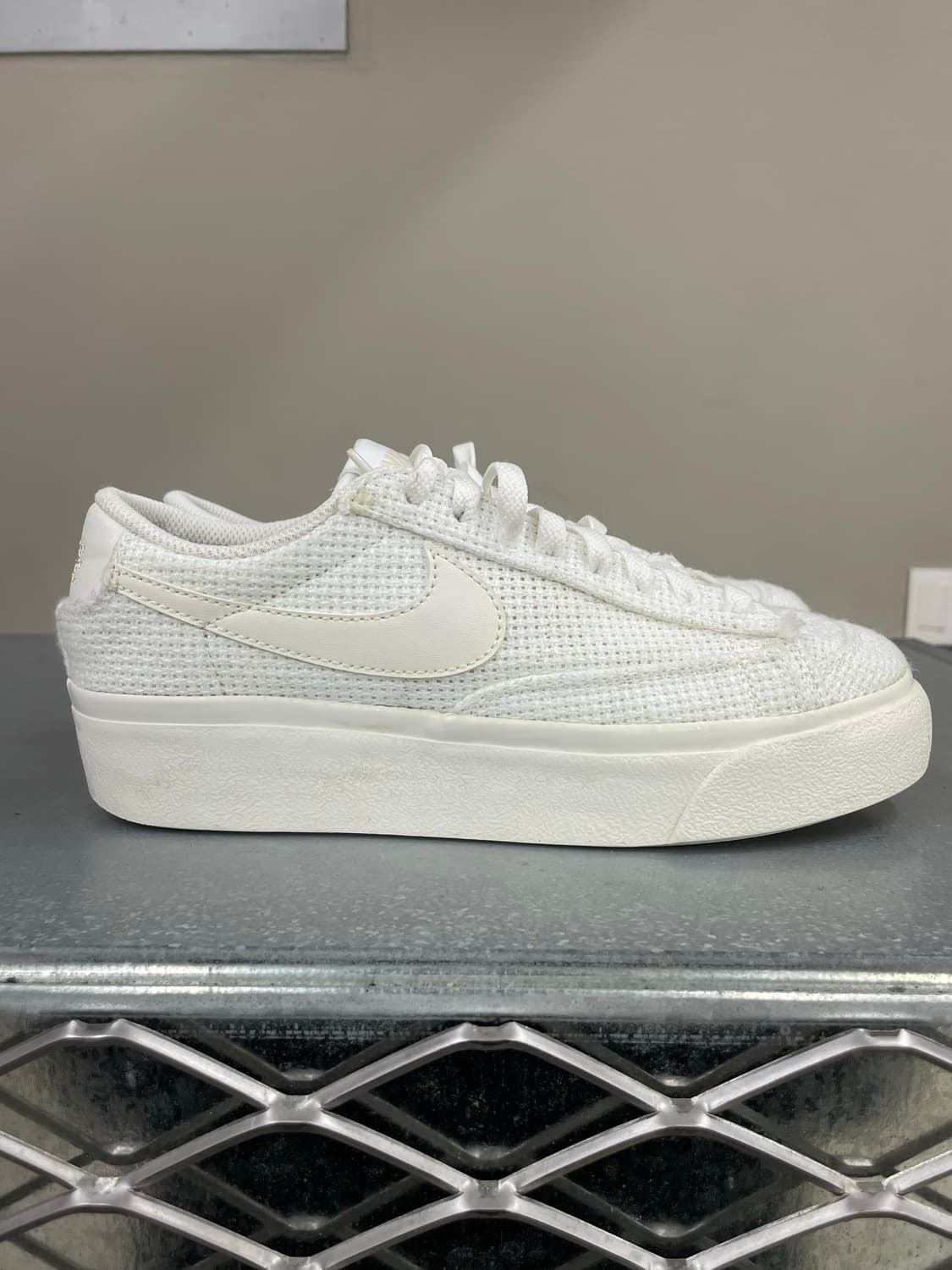 나이키 블레이저 로우 화이트 235 상품이미지4