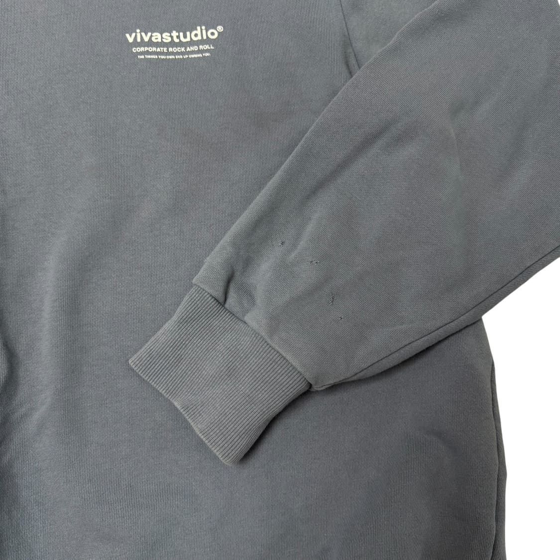 비바스튜디오 맨투맨 상품이미지2