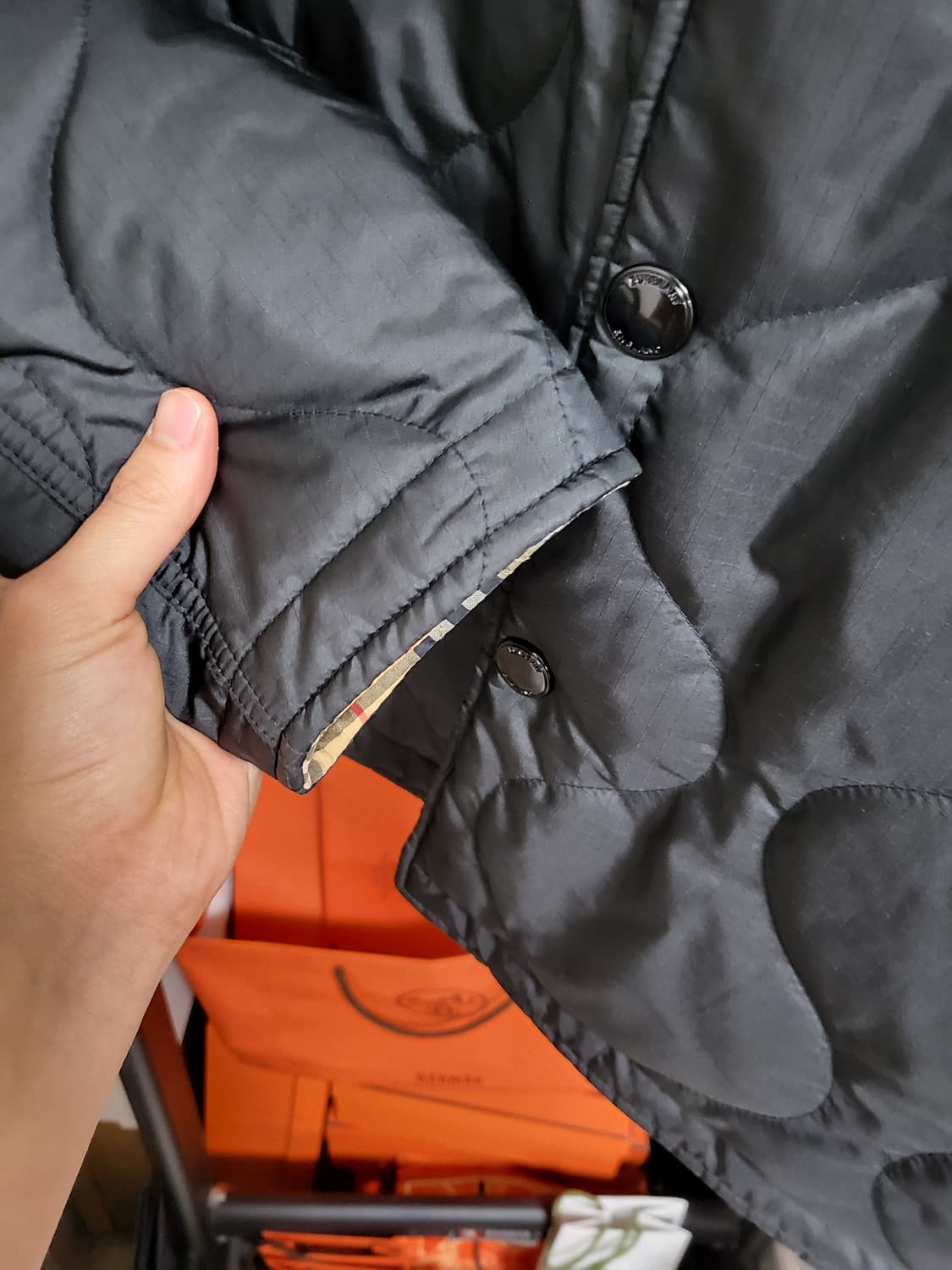 24SS 버버리 리버시블 체온조절 퀼팅자켓 m 상품이미지5