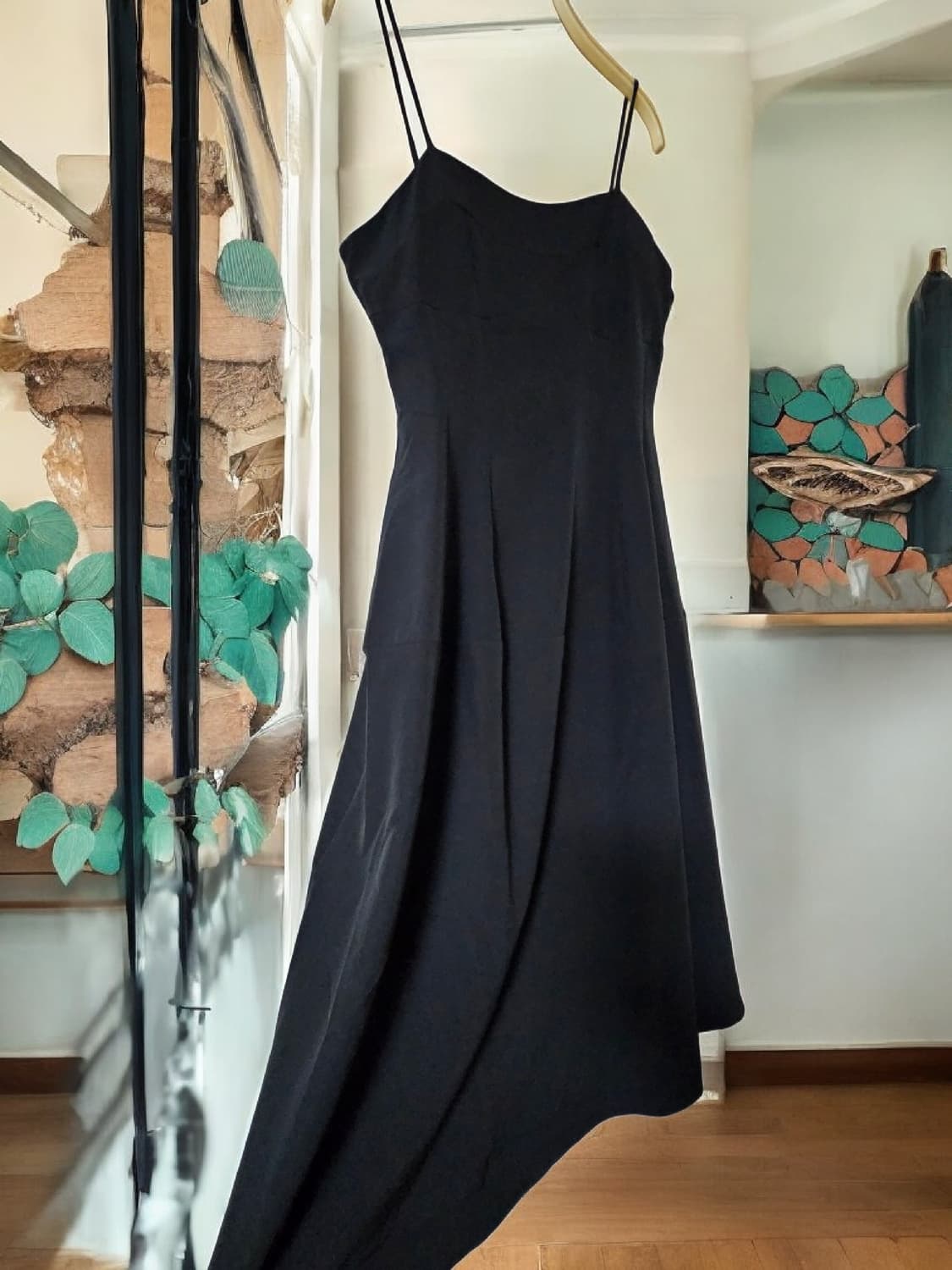 [새상품] 블랙 어깨끈 민소매 플레어 드레스/M/심플 슬리브리스 원피스 상품이미지2