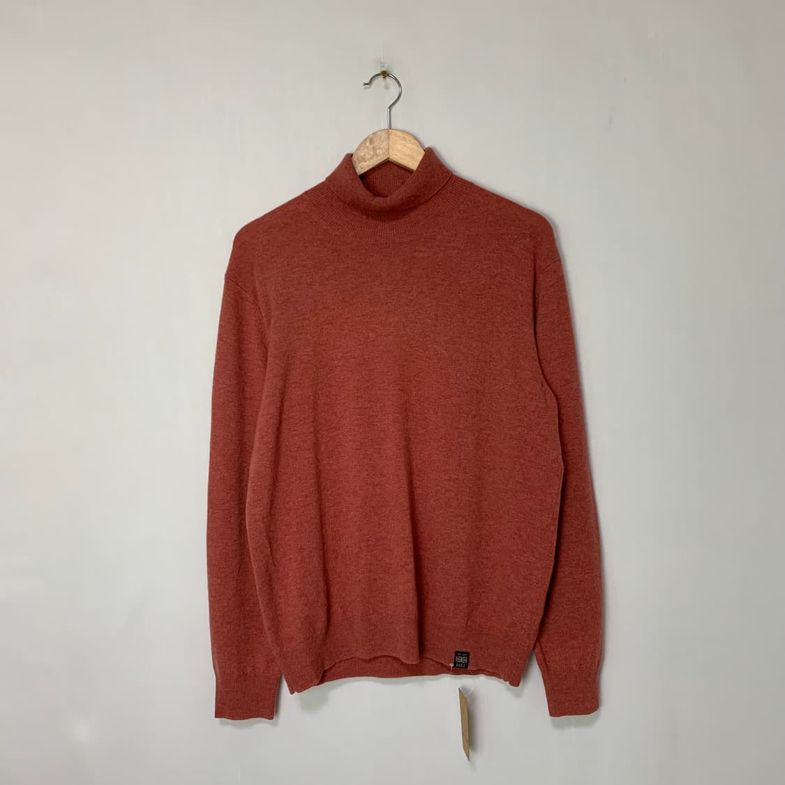 닥스 핑크 브라운 목폴라 니트 빈티지 남녀공용 상품이미지1