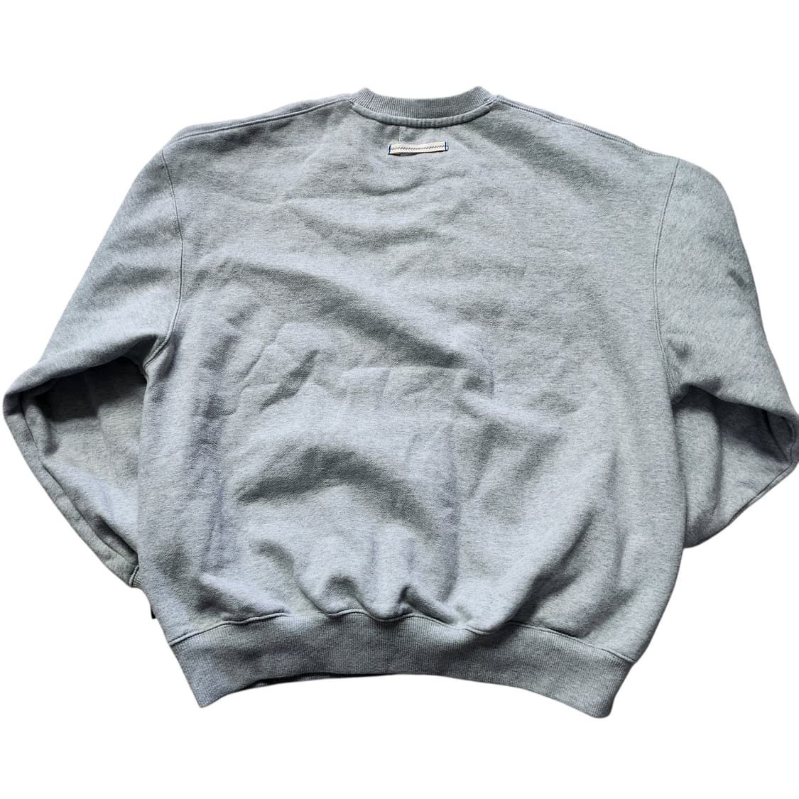 노티카 맨투맨 상품이미지3