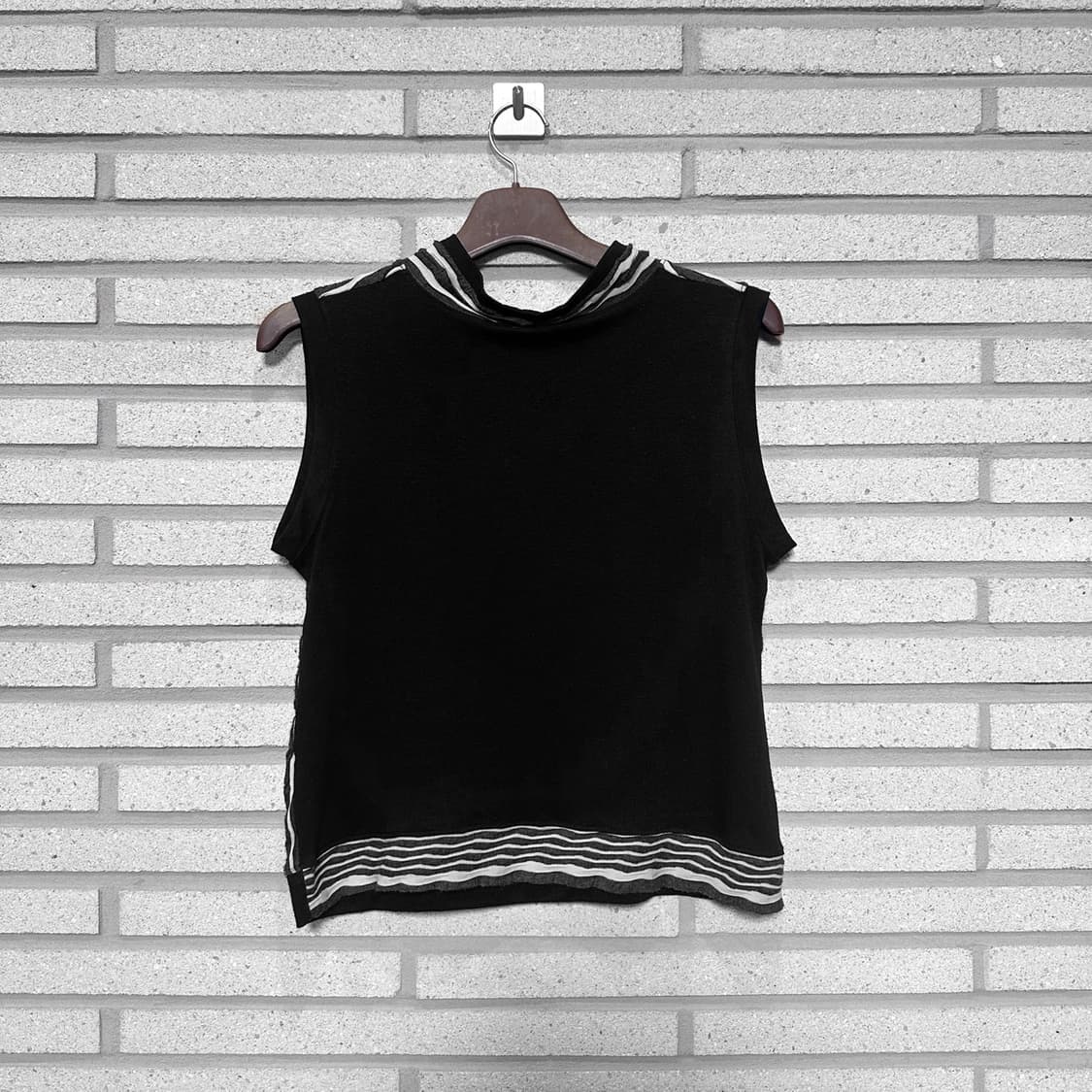 JPN VINTAGE 베스트 스트라이프 패턴 디테일 블랙 상품이미지2