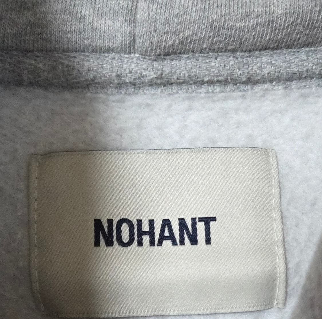 (착샷) 노앙 후드 티셔츠 NOHANT 상품이미지4