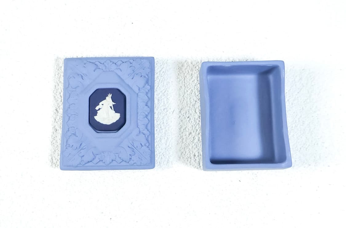 [영국앤틱]웨지우드 제스퍼웨어 레어컬러 정사각 트링켓박스 보석함(상자o) 상품이미지4