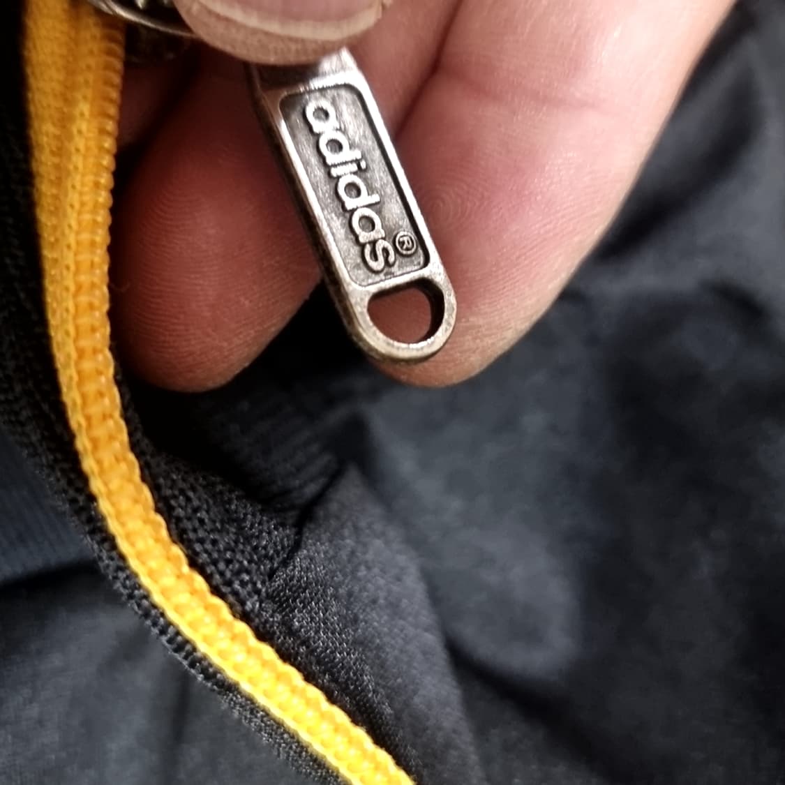 아디다스 검정/노랑 트랙탑(105) 상품이미지6