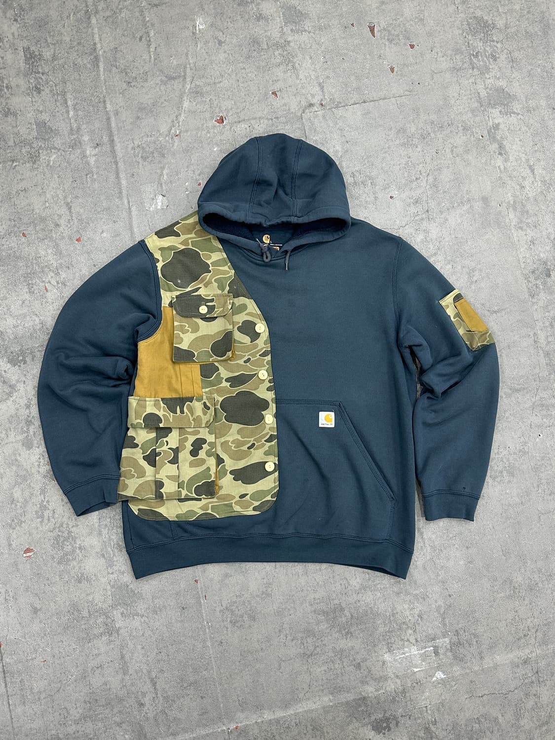 칼하트 카모 커스텀 후드티 상품이미지1
