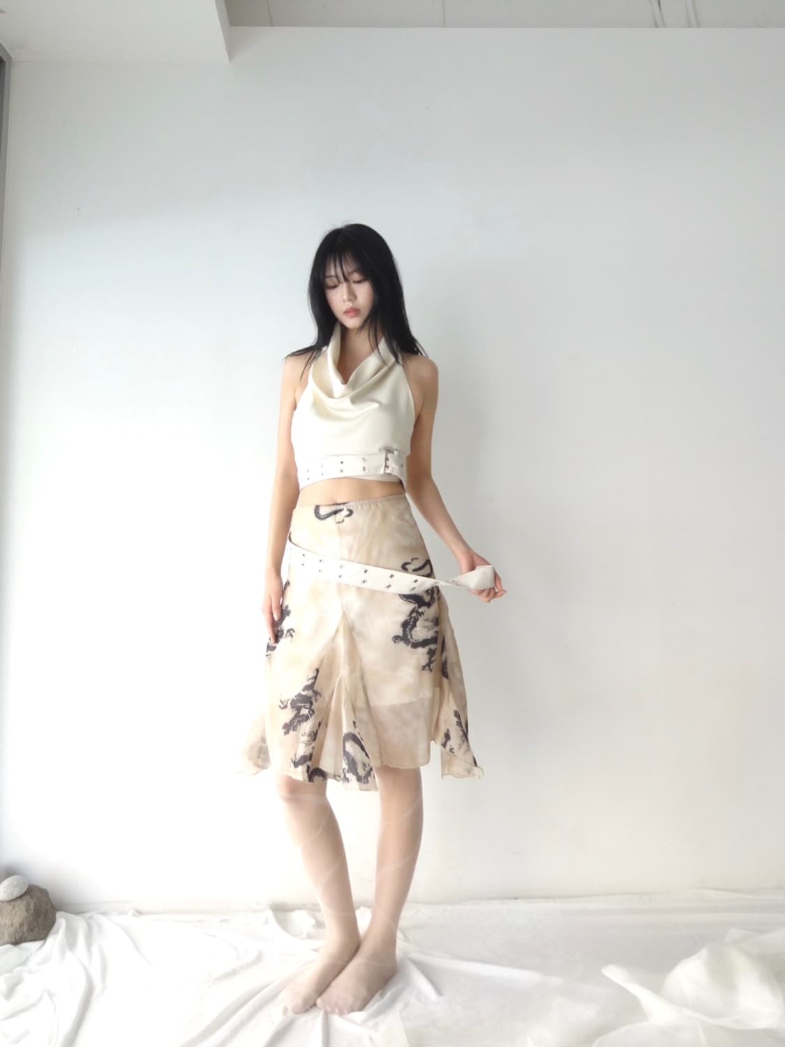 Buckle layer halter neck blouse  상품이미지4