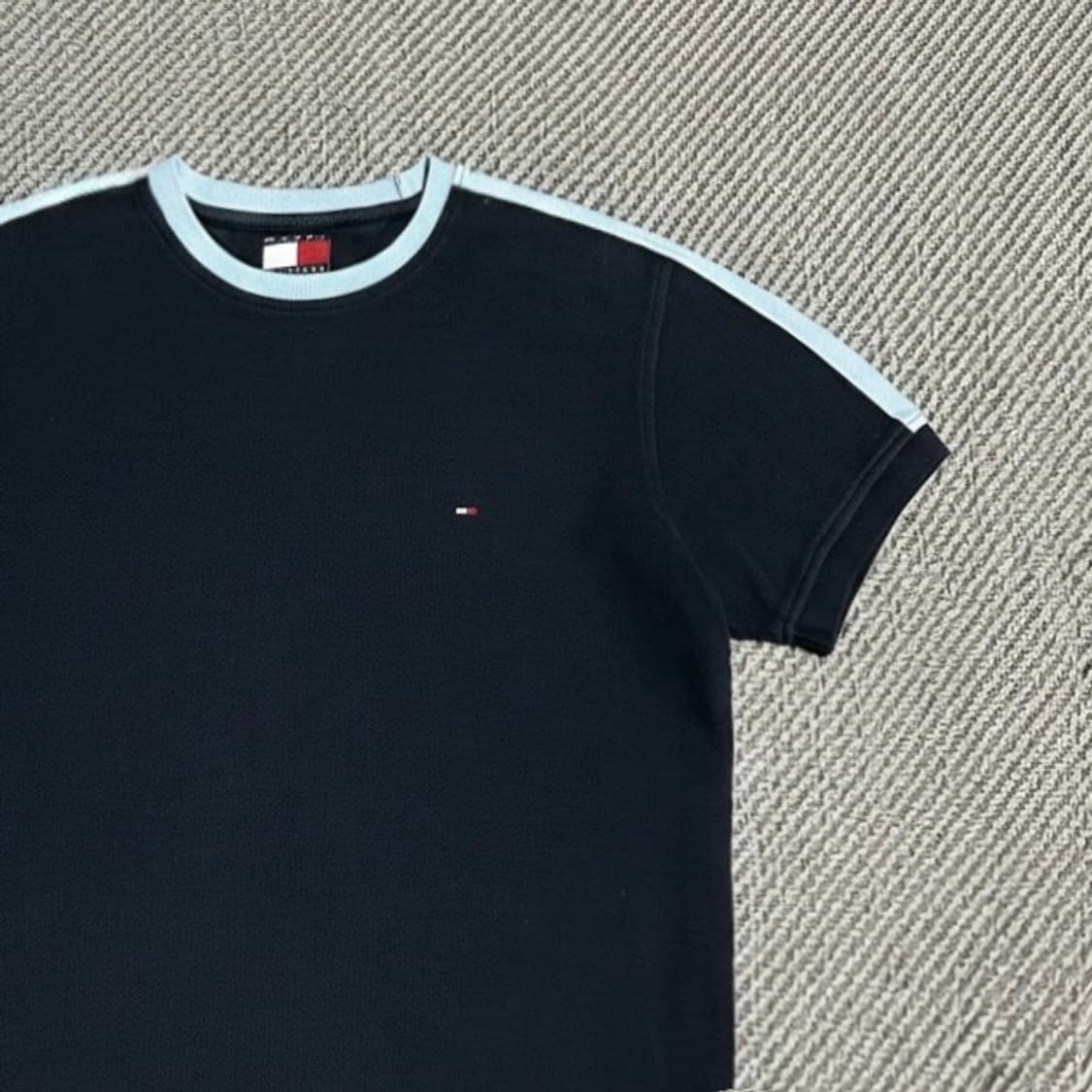 [M] Tommy 타미힐피거 네이비 코튼 반팔티 상품이미지3