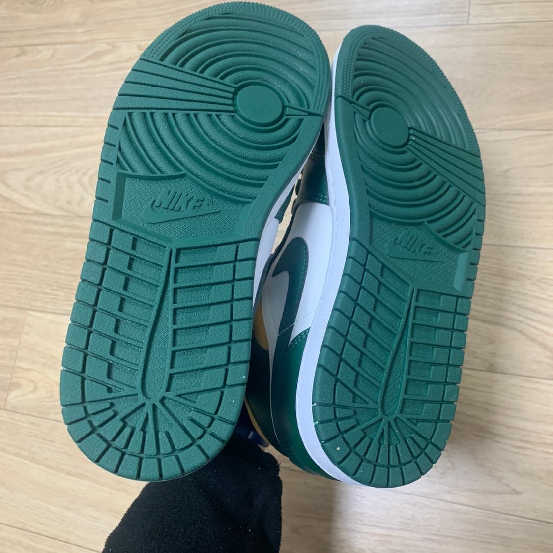 260)Nike 조던1 mid 시애틀 supersonics(새상품) 상품이미지4
