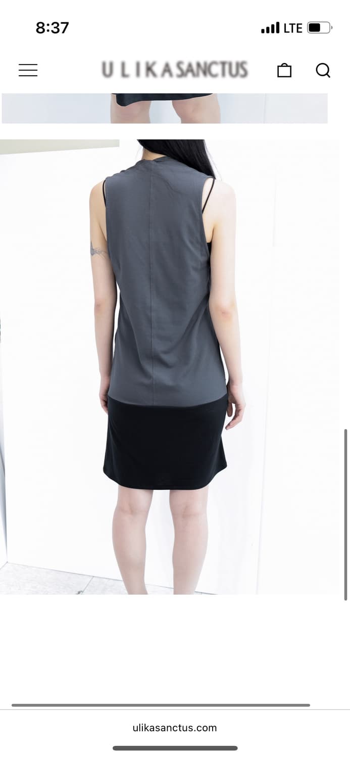 율리카 상투스 언밸런스드 슬리브리스 드레스 차콜 상품이미지2