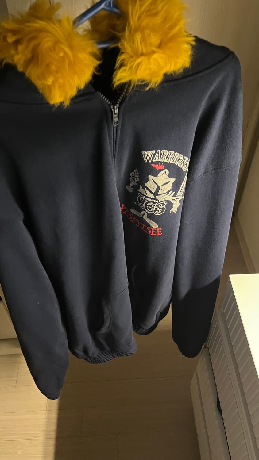 예스아이씨 퍼 자켓 판매합니다 XL 상품이미지4