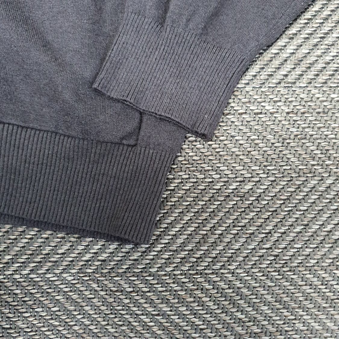 지오송지오 브이넥 니트 가디건 남자105 상품이미지4