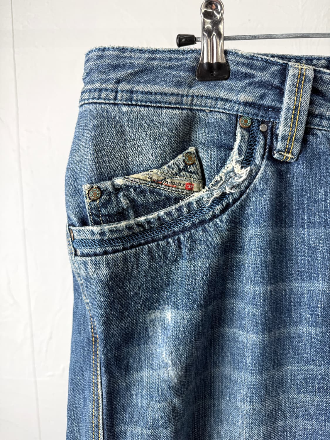 디젤 BUSKY 데님 팬츠 상품이미지3