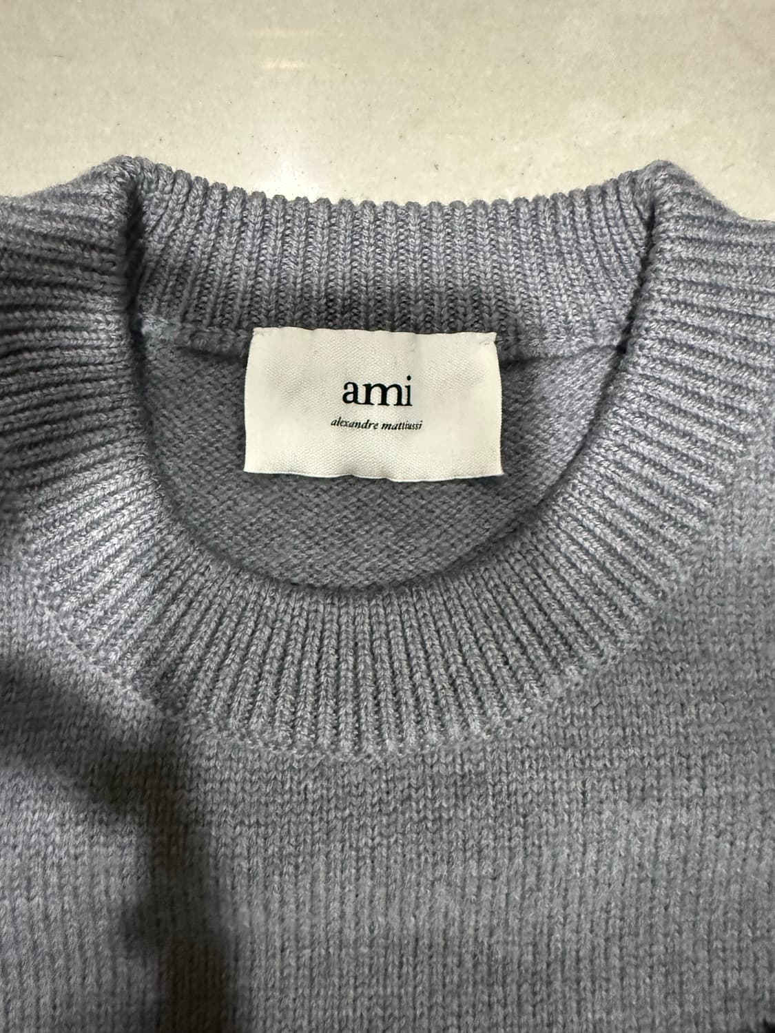 [당일출고,M사이즈] 아미 인타르시아 빅하트 니트 그레이 블랙 상품이미지4