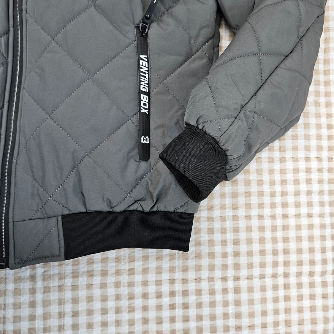 따뜻한 기모 퀼팅 경량패딩 남자100 상품이미지4