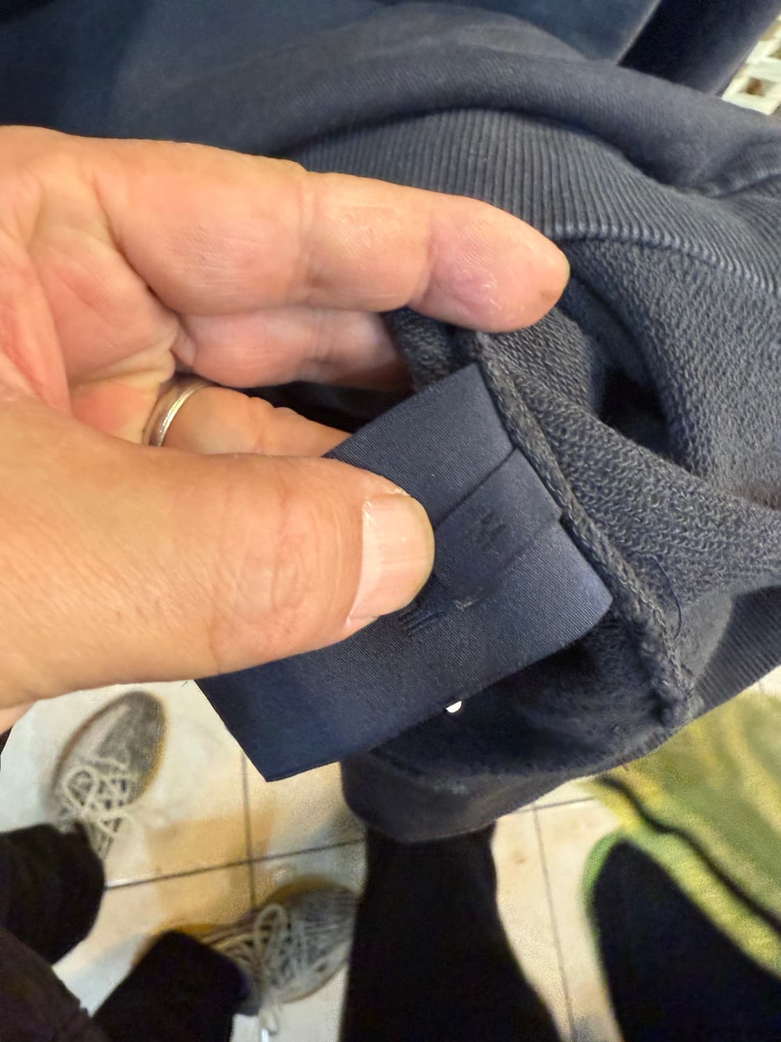 95-100/21fw 정품 준지 맨투맨 팝니다 상품이미지4