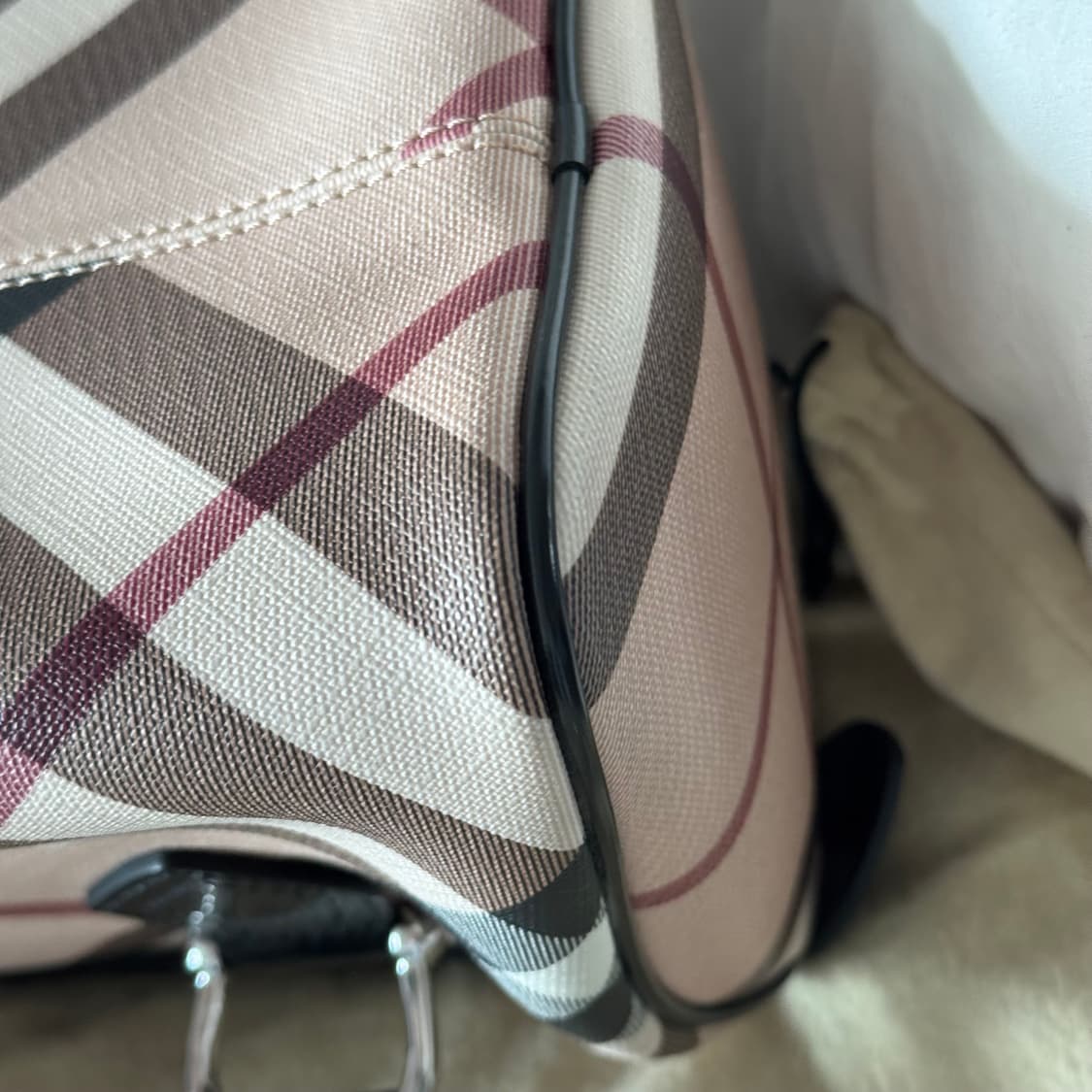 버버리 보스턴백 상품이미지5