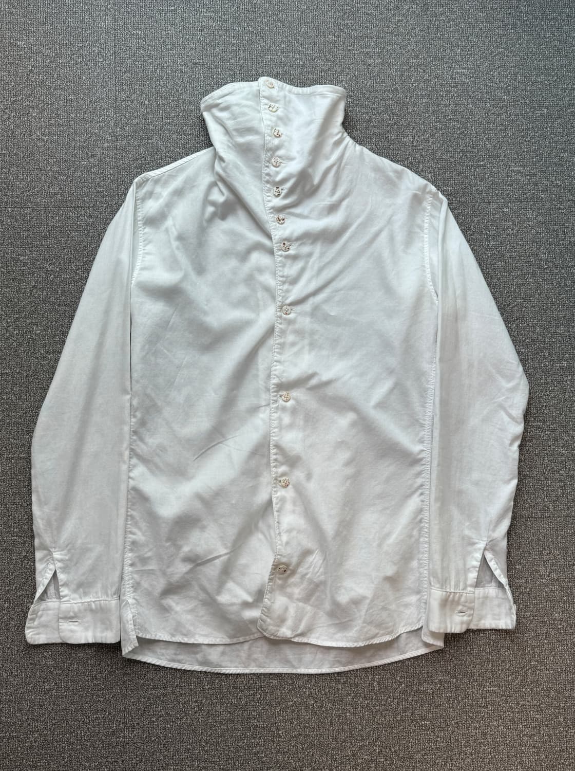 캐피탈 빅 카라 화이트 셔츠 0 상품이미지3