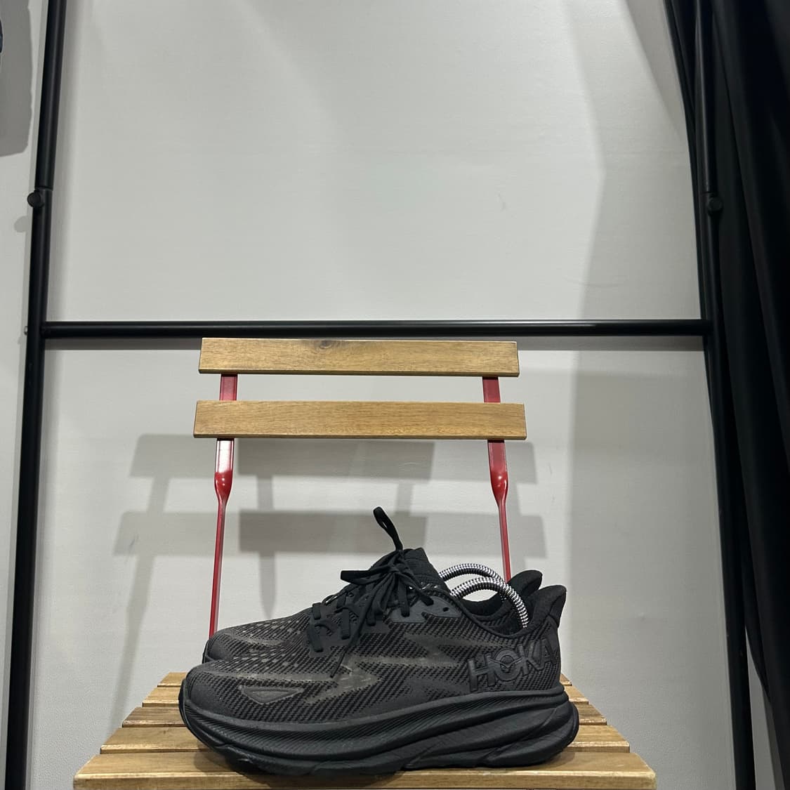 255) 호카운동화 남성 남자 신발 클리프톤9 와이드 블랙 상품이미지3