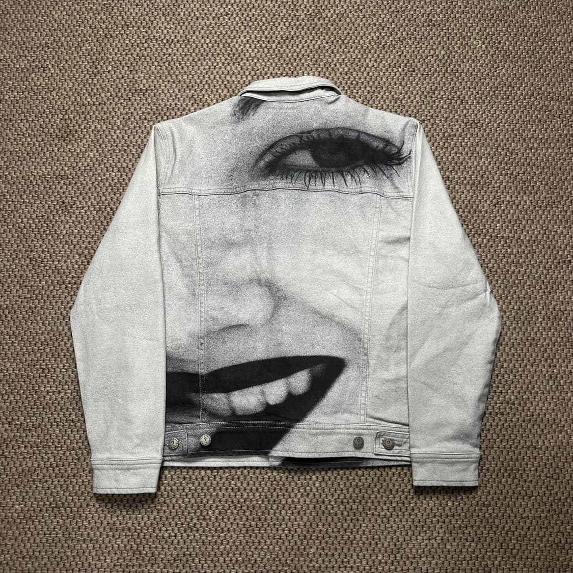 게스X플레저 드류 베리모어 데님 자켓 미착용 S 상품이미지2