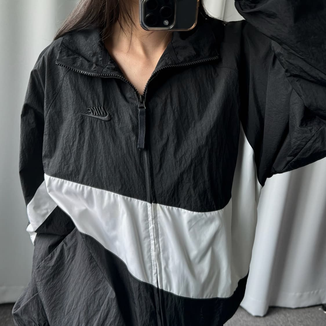 나이키 오버핏 빅스우시 배색 우븐 바람막이 상품이미지3