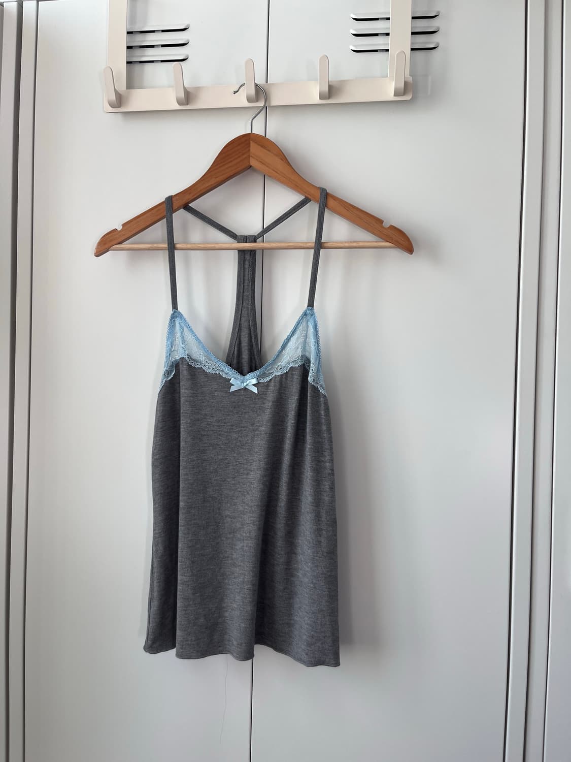 Honeyden 레이스 리본 홀터넥 슬리브리스 상품이미지4