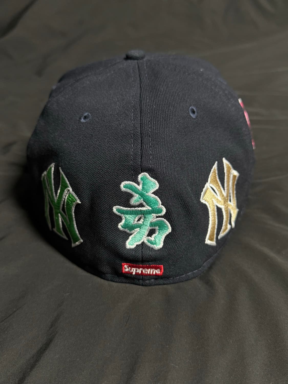 [734] 22FW 슈프림x뉴옥 양키즈 간지 뉴에라 캡 [Navy] 상품이미지1