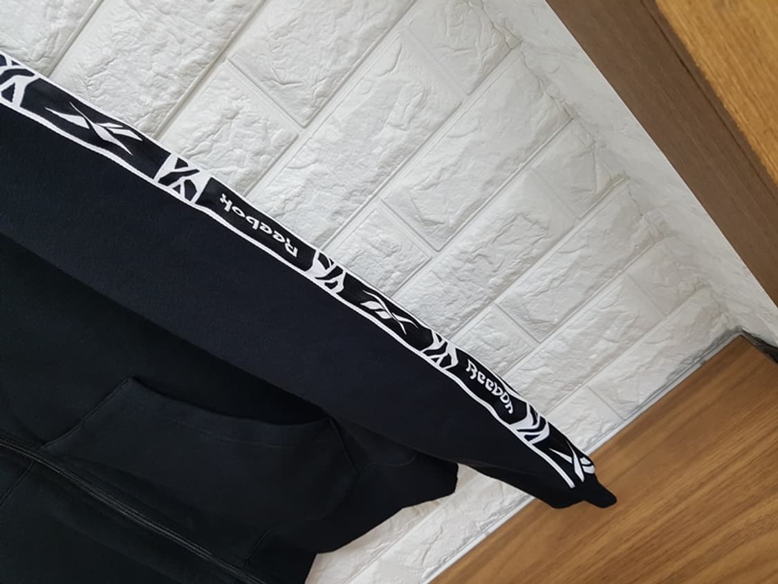 리복 후드 점퍼 남여공용 S (남성90-95 여성88) 상품이미지3