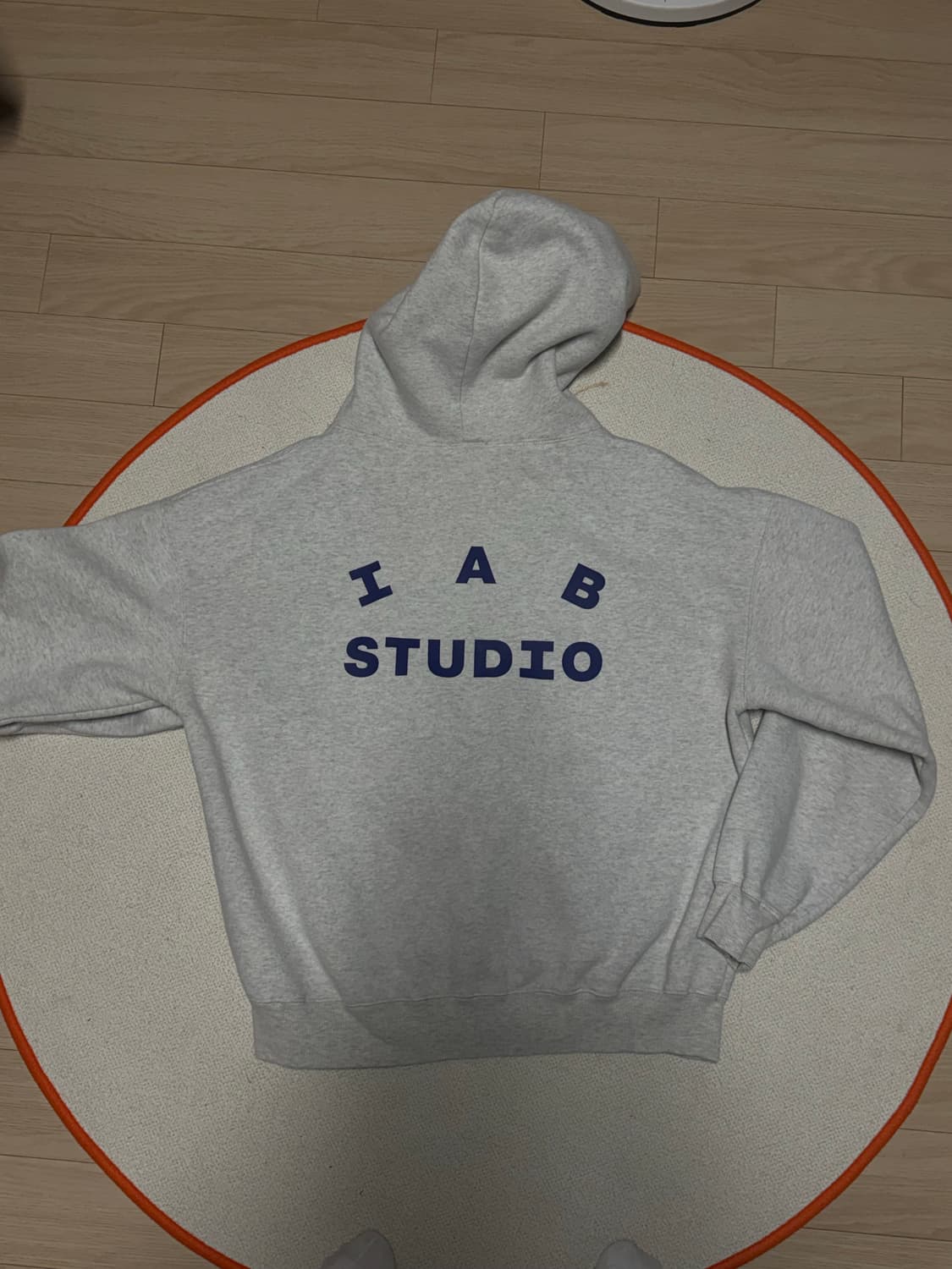 아이앱 스튜디오 후드티 상품이미지2