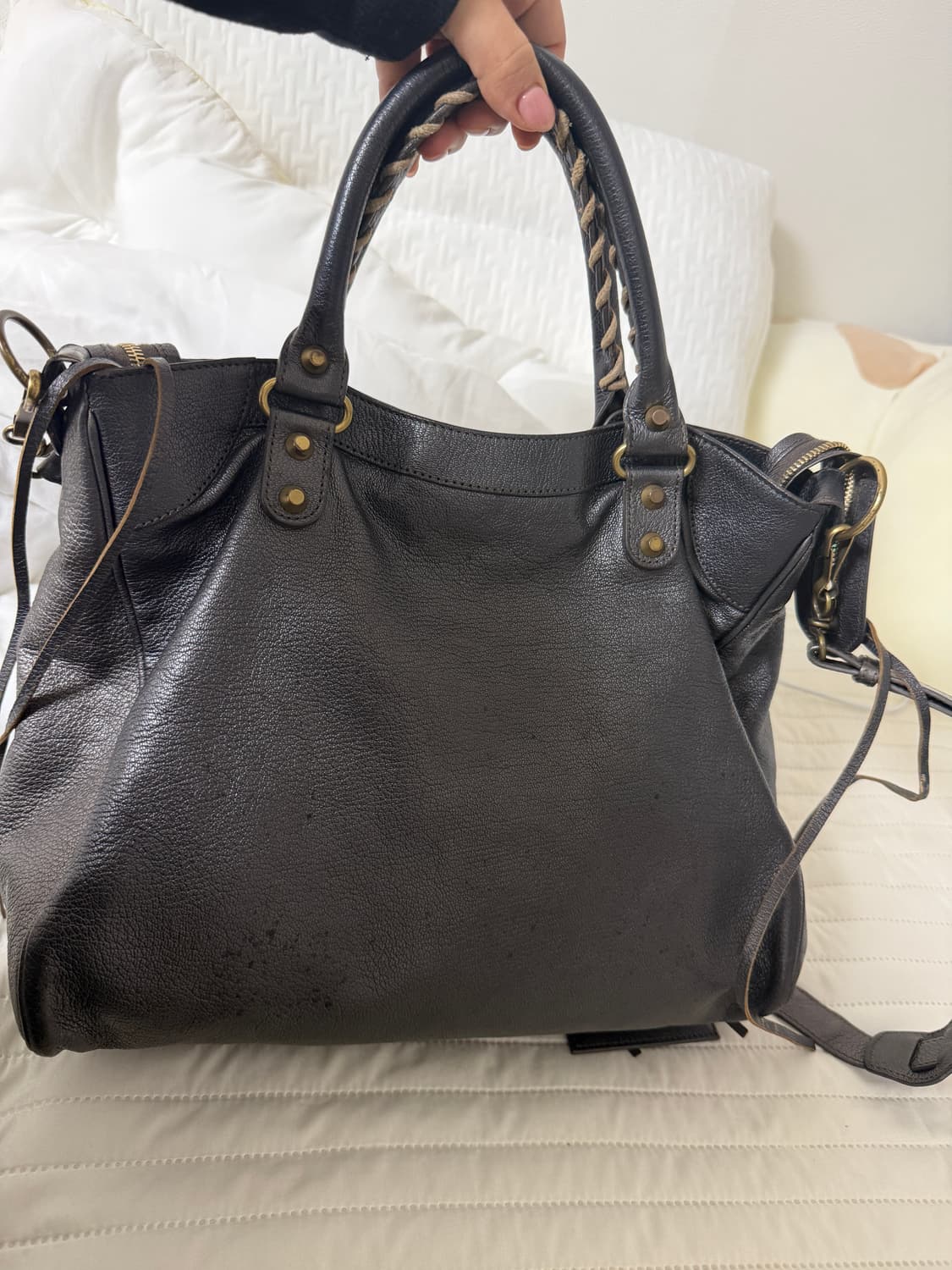 발렌시아가 모터백 상품이미지2