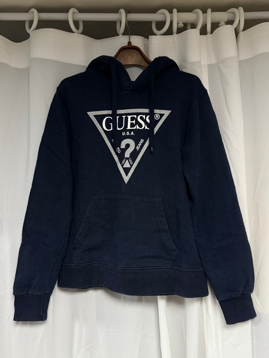 게스 후드티 상품이미지1