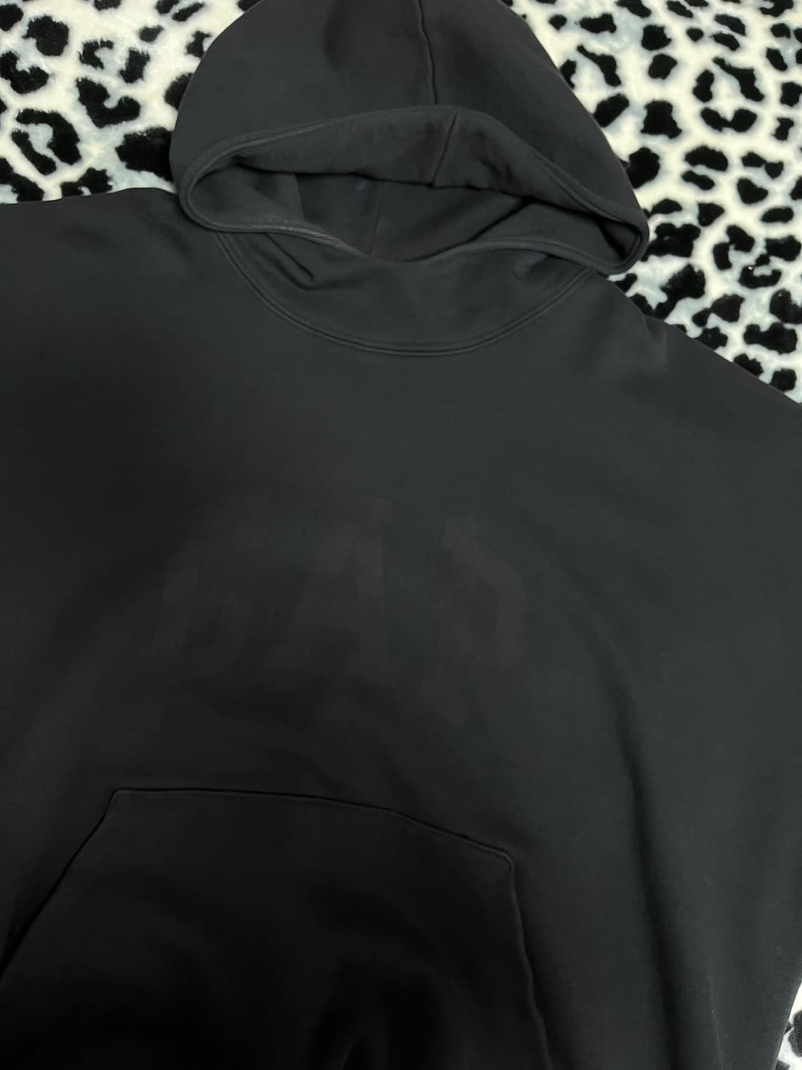 이지 갭 발렌시아가 도브 후드 워시드 블랙 상품이미지3