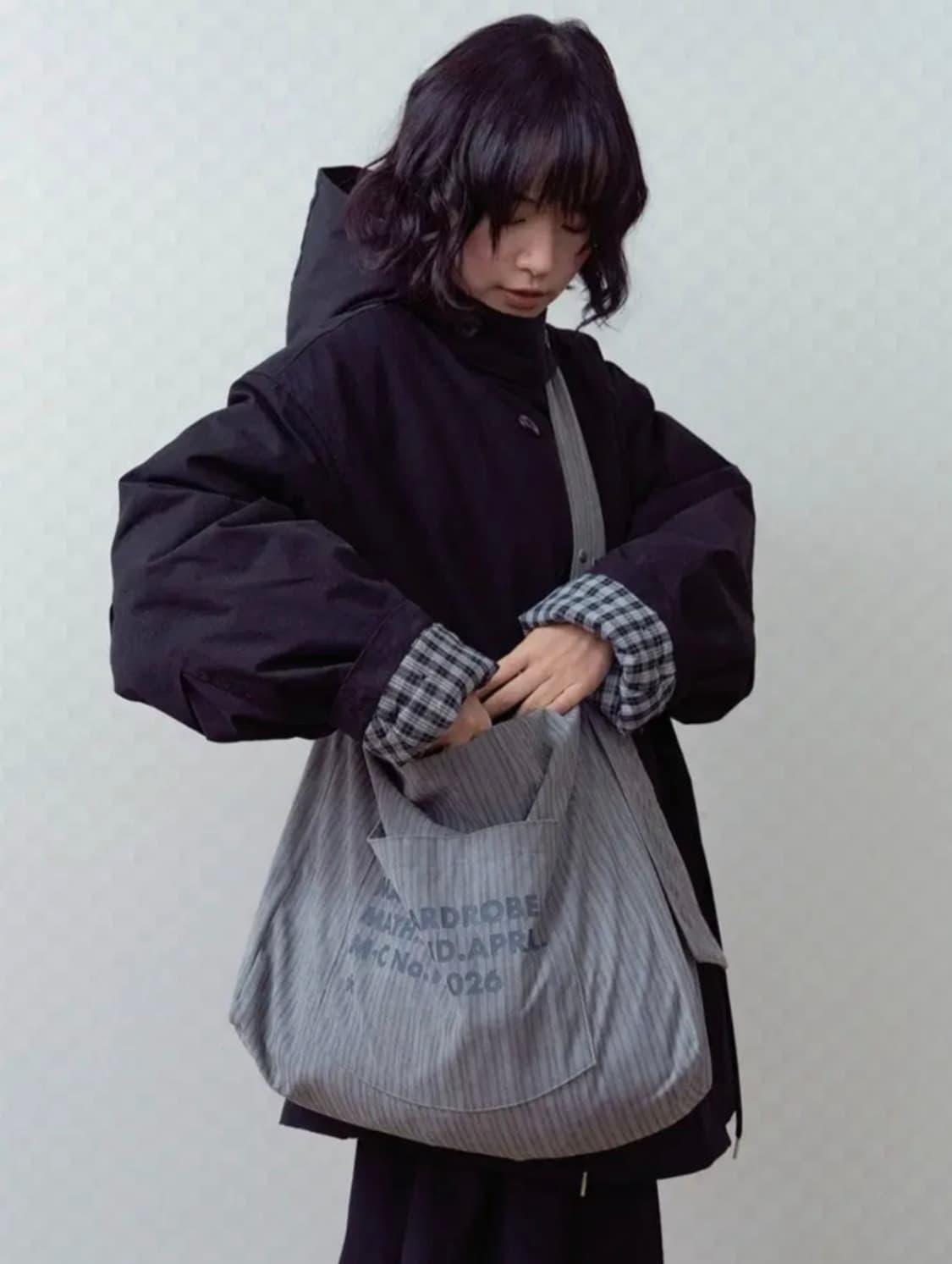 오피쉬 개횬 가방 STRIPE SNAP MULTI-WAY BAG 상품이미지1