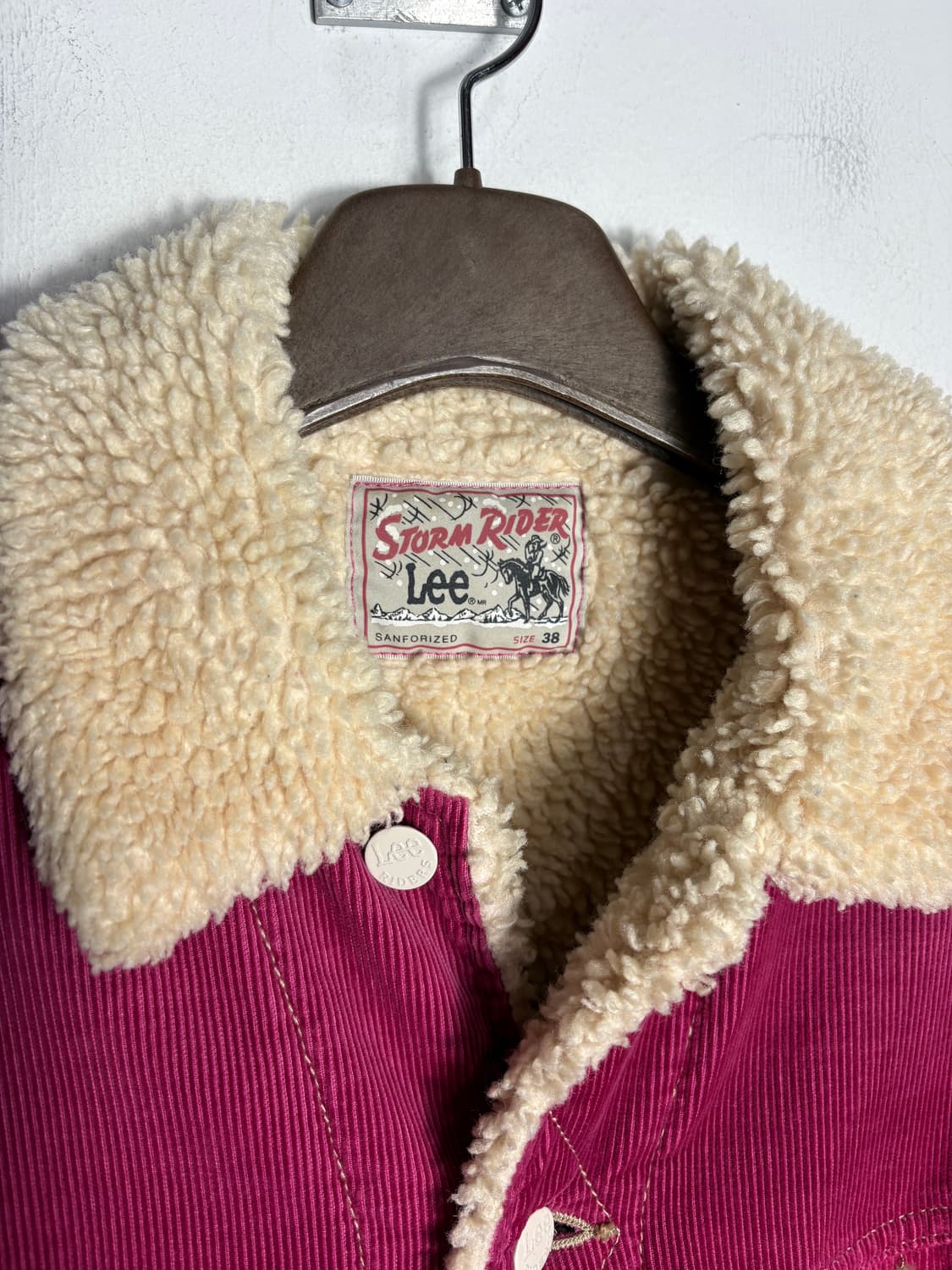 Lee 리 시어링 카라 핑크 코듀로이 자켓 상품이미지3