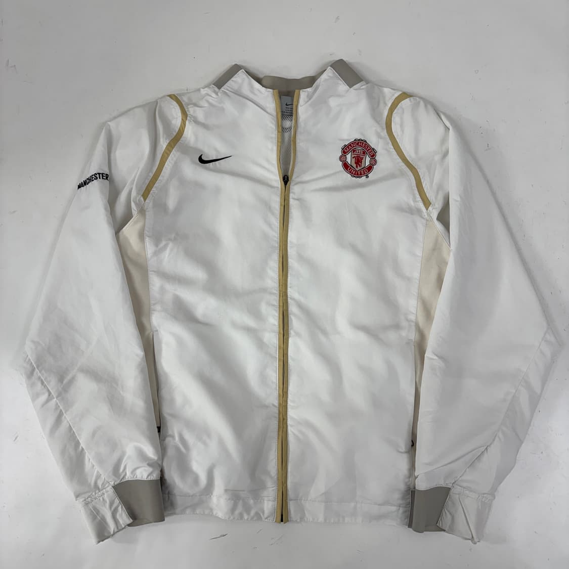 나이키 맨유 바람막이 상품이미지4