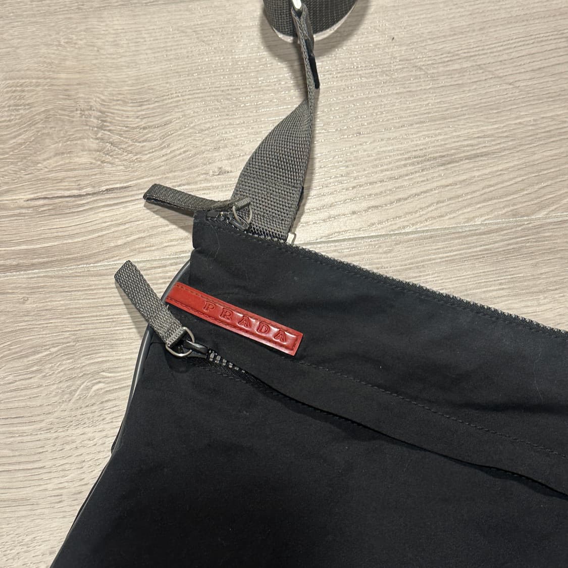 PRADA 90’s 나일론 샤코슈 백 상품이미지2