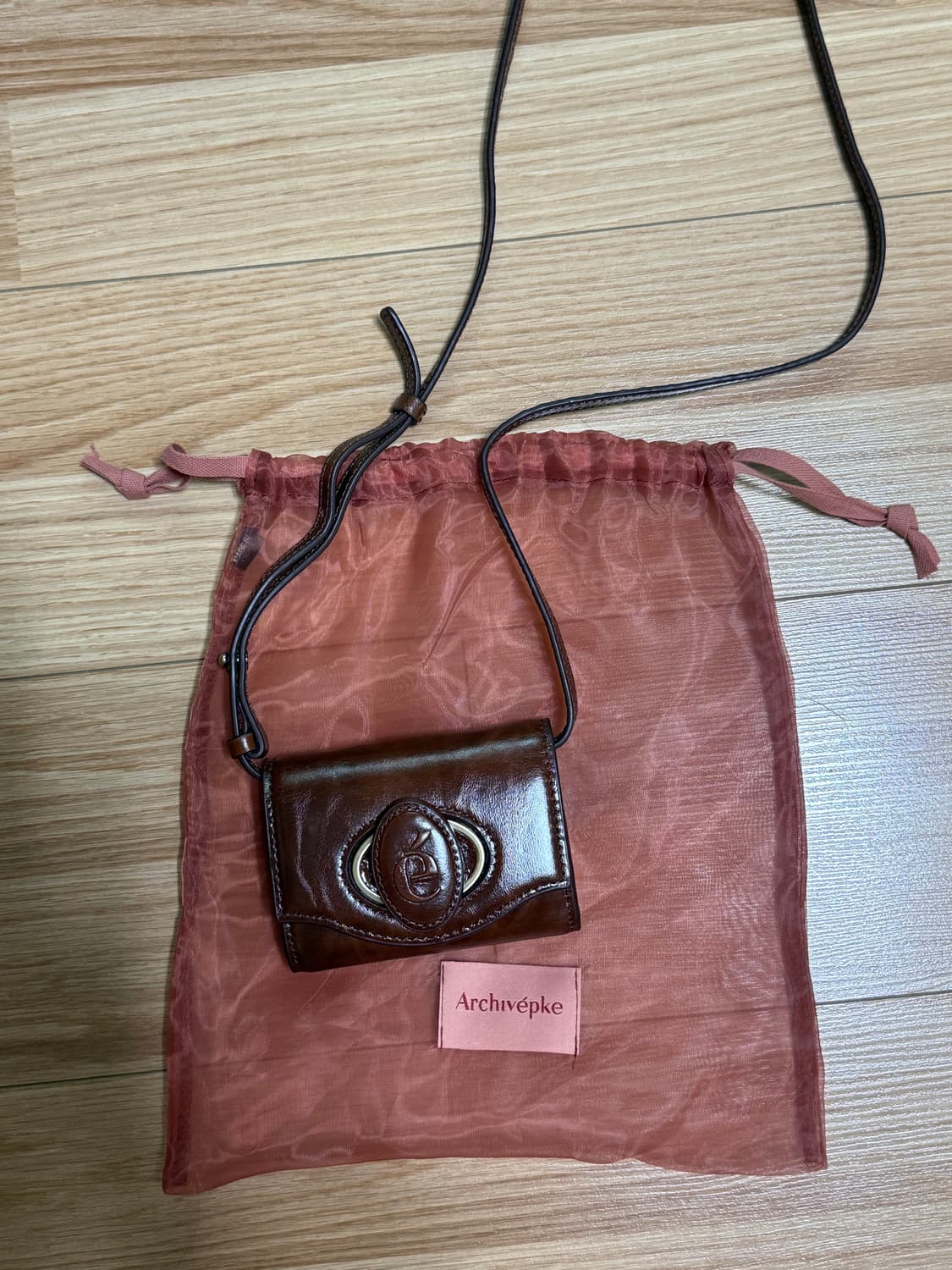 아카이브앱크 오발카드백 상품이미지1