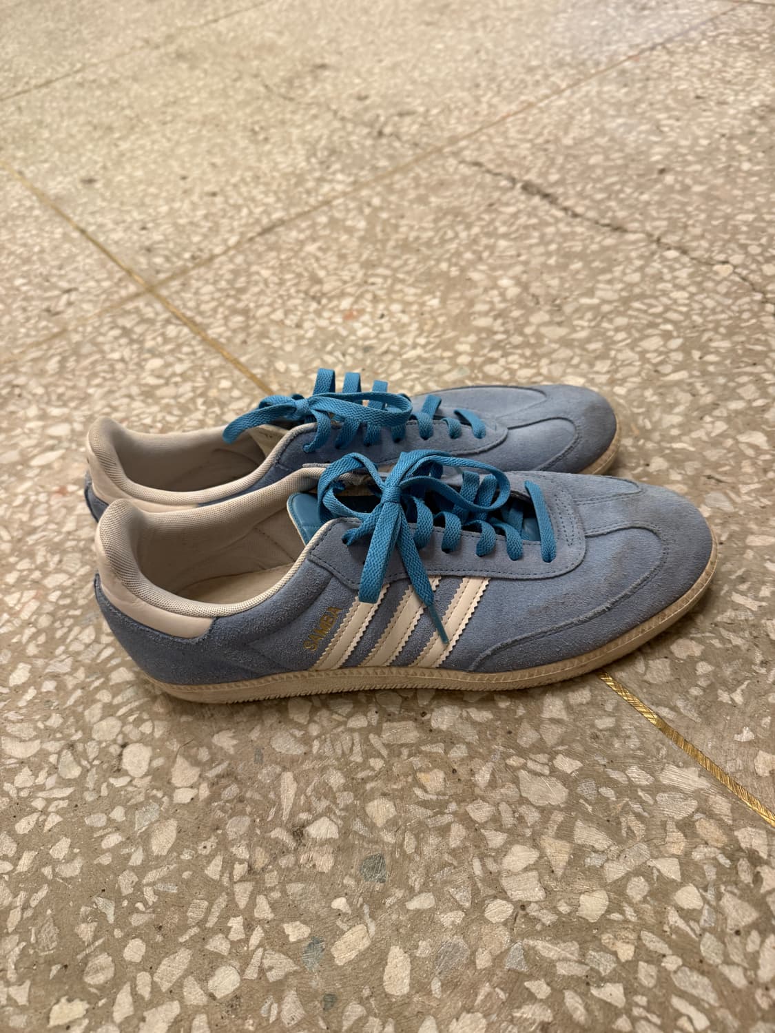 스카이 블루 아디다스 삼바 285~ 290 상품이미지1