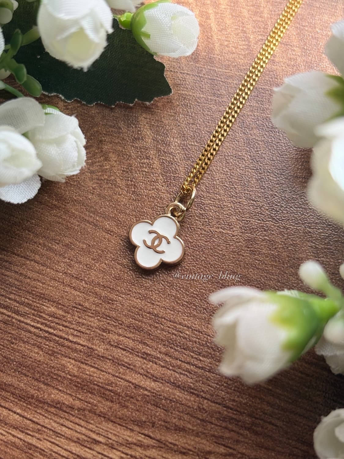화이트) 샤넬 미니 클로버 골드 목걸이 상품이미지2