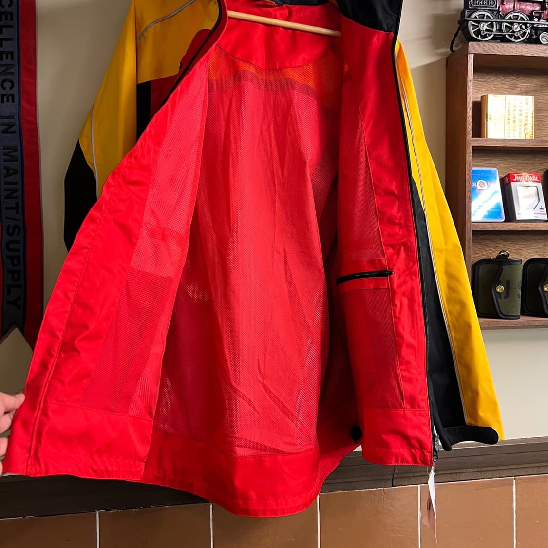 DHL Windbreaker Hoodie X-Small Regular 상품이미지8