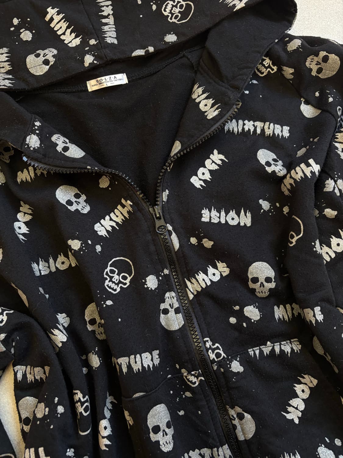 해골 악마뿔 후드집업 상품이미지2